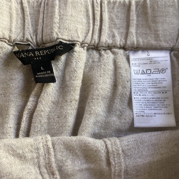 Banana Republic (2 pair) linen shorts, size L - Picture 14 of 16